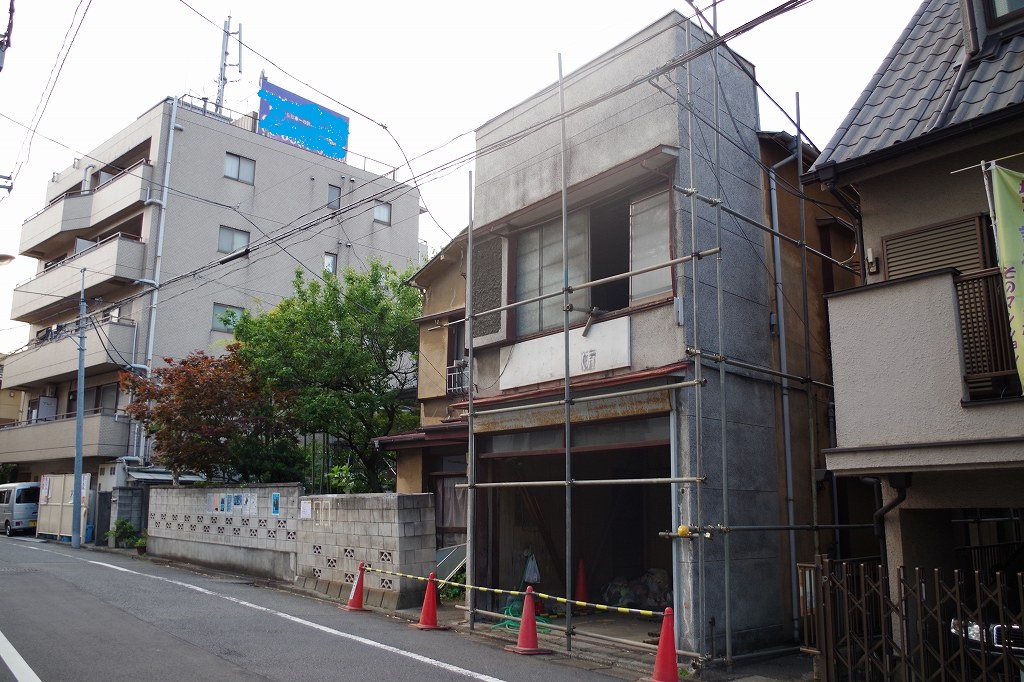 新宿区の相続物件解体準備中